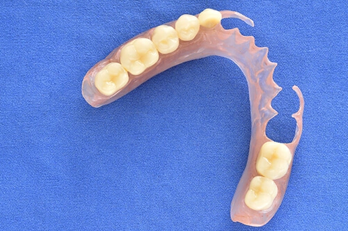 Dentist in 08054